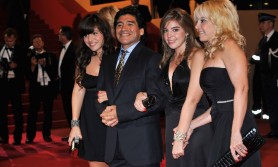 Lovitură de proporții: motivul pentru care Maradona și-a scos din testament fiicele și fosta soție